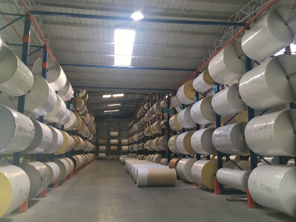 賽諾膠粘-倉庫一角