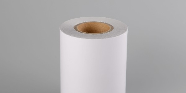 黑膠銅版紙不干膠：遮蓋標簽難題的終極解決方案